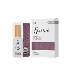 An individual D'Addario Organic Reserve Classic Bb Clarinet reed in strength 3.0 showcasing its thick blank structure and filed French cut profile.